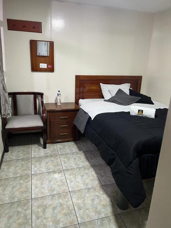 The Bronx Hotel Latacunga Phòng bức ảnh