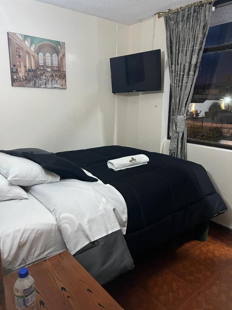 The Bronx Hotel Latacunga Phòng bức ảnh